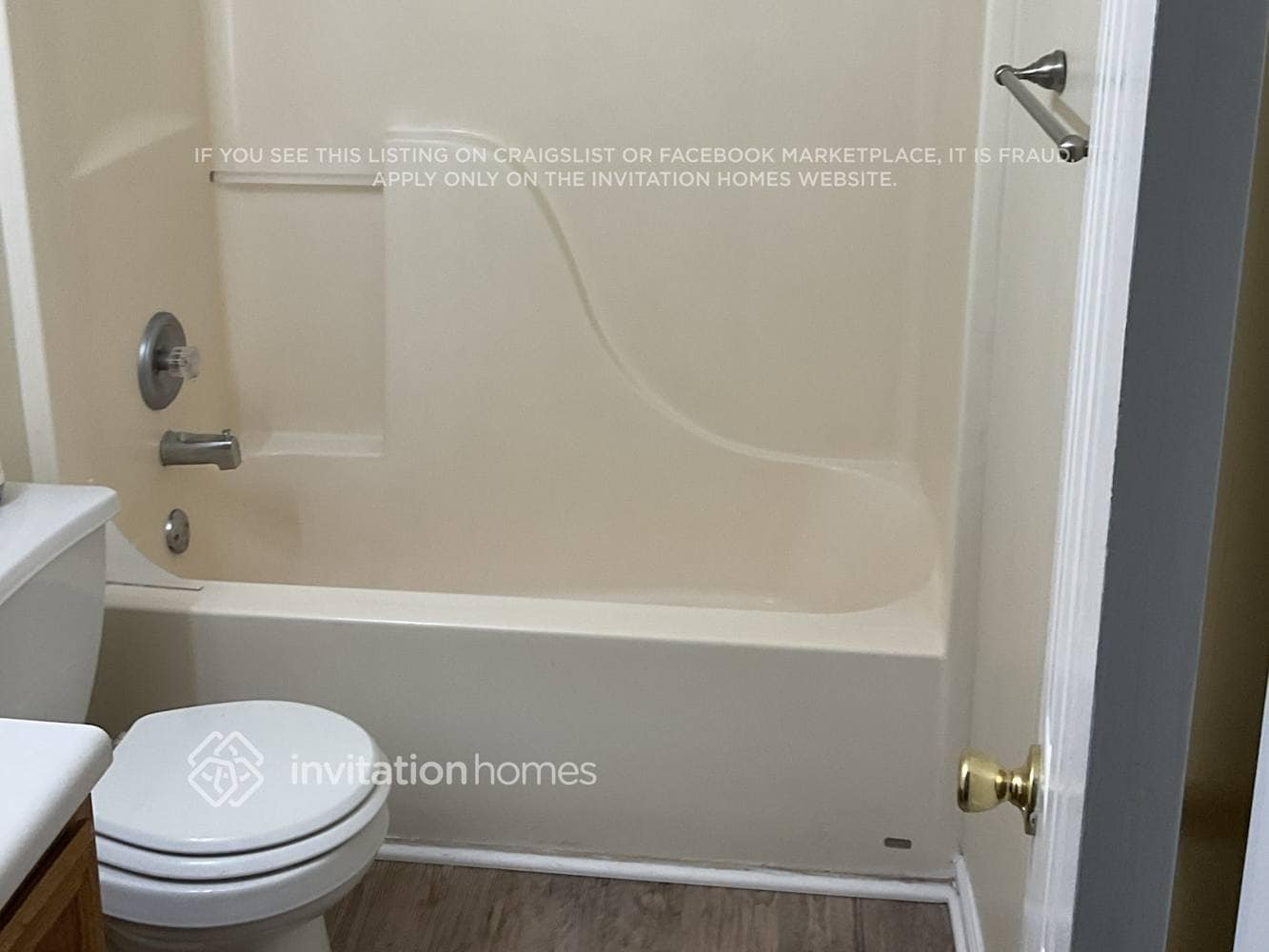 Building Photo - 7339 Essex Dr