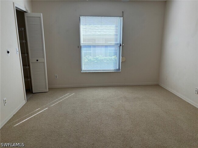 Building Photo - 513 Lake Louise Cir