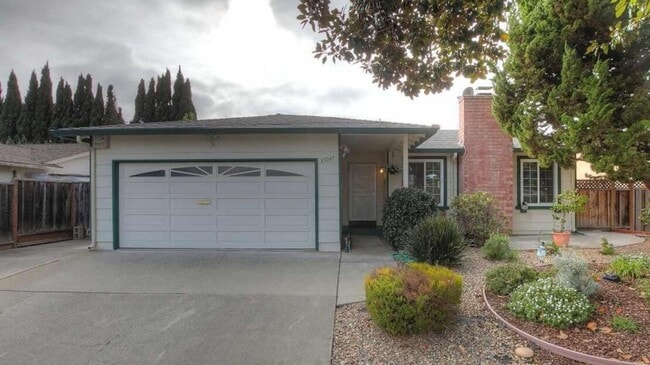 Building Photo - Union City 4 Bed | Master Suite | Perfect ...