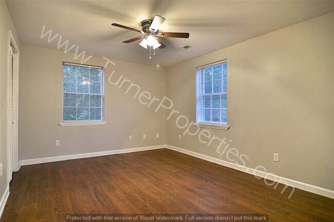 Building Photo - 4000 Williamsburg Dr, Columbia, SC 29203