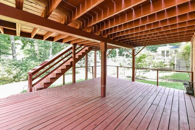 Building Photo - 5012 Sideburn Rd