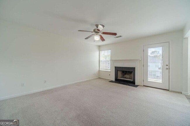 Building Photo - 1850 Lily Stem Trail NE