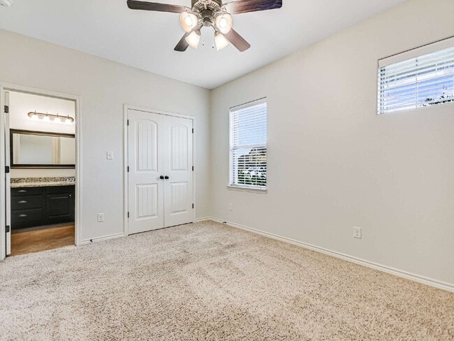 Building Photo - 3312 Airborne Ave