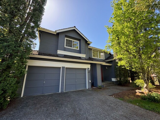 Primary Photo - Cozy 3 bed 2.5 bath home in Klahanie Issaquah