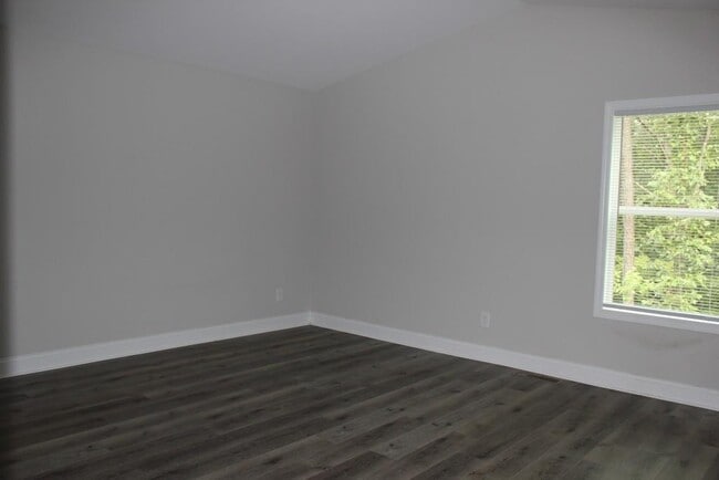 Building Photo - 183 Lakeview Terrace