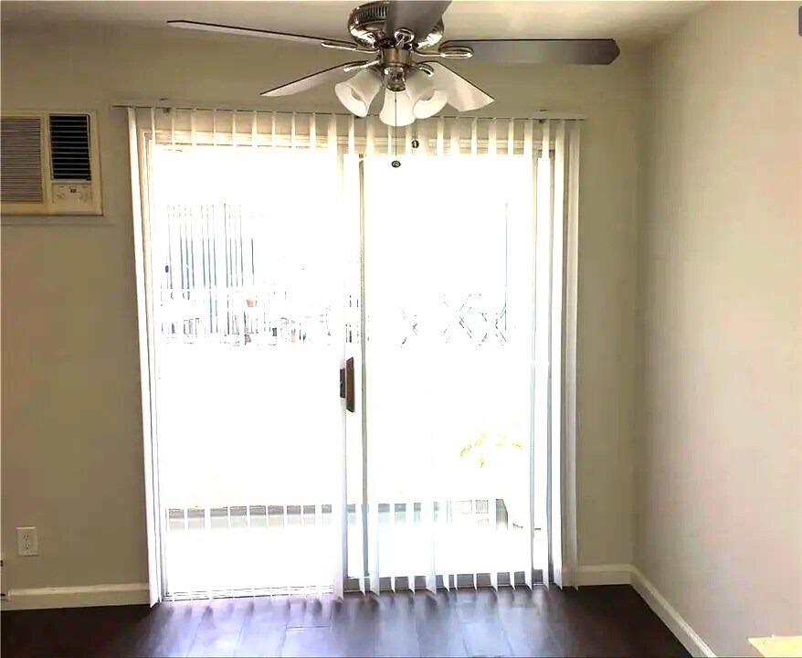 Balcony - 14718 W Magnolia Blvd