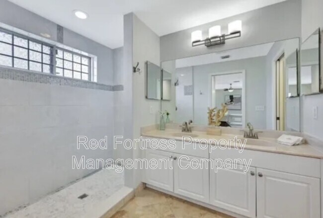 Building Photo - 11499 Forest Mere Dr