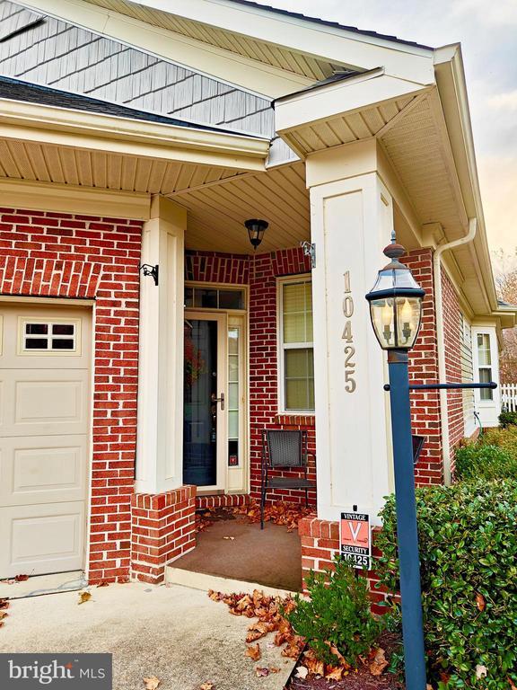 Building Photo - 10425 Starlight Pl