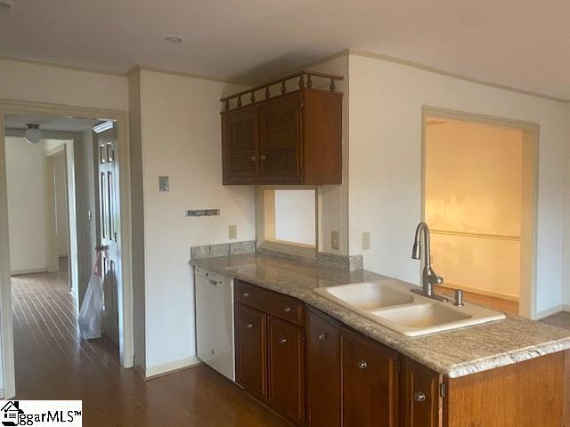 Building Photo - 803 Edwards Rd