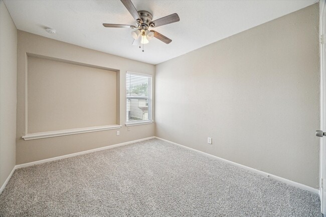 Building Photo - 10311 Richmond Hill Dr