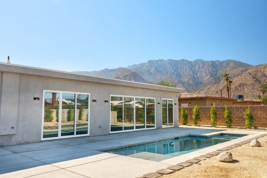 Building Photo - 416 Rosa Parks Rd