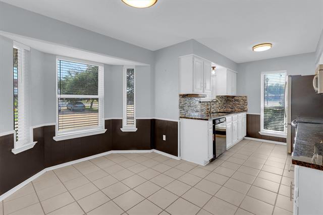 Building Photo - 2039 Avignon Dr