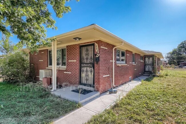 Primary Photo - 1060 S Decatur St