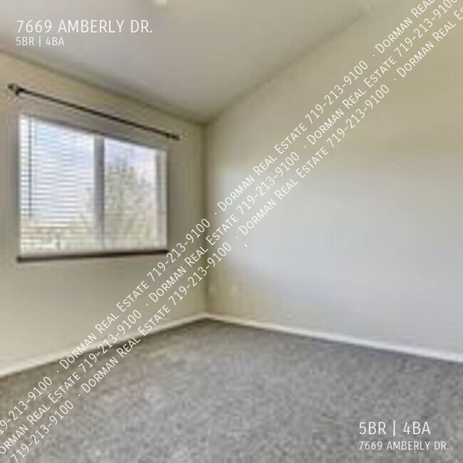Building Photo - 7669 Amberly Dr