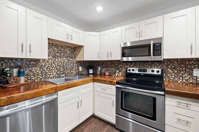 Building Photo - 1101 Shoal Creek Blvd