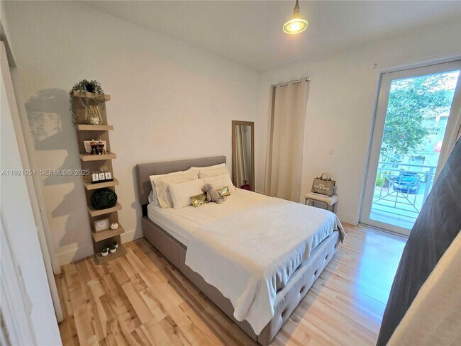 Building Photo - 11412 NW 74th Terrace