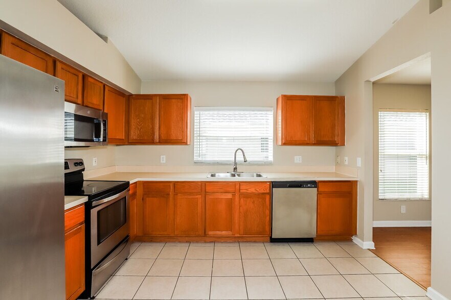 Building Photo - 11424 Misty Isle Ln