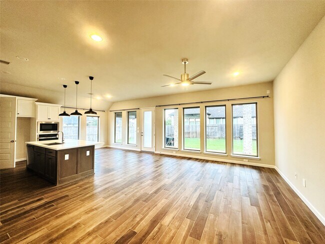 Building Photo - 5803 Garnet Peak Ln