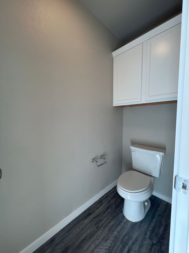 Building Photo - New Beginnings Start At AMRR: Gorgeous 3 Bedroom Available in June!