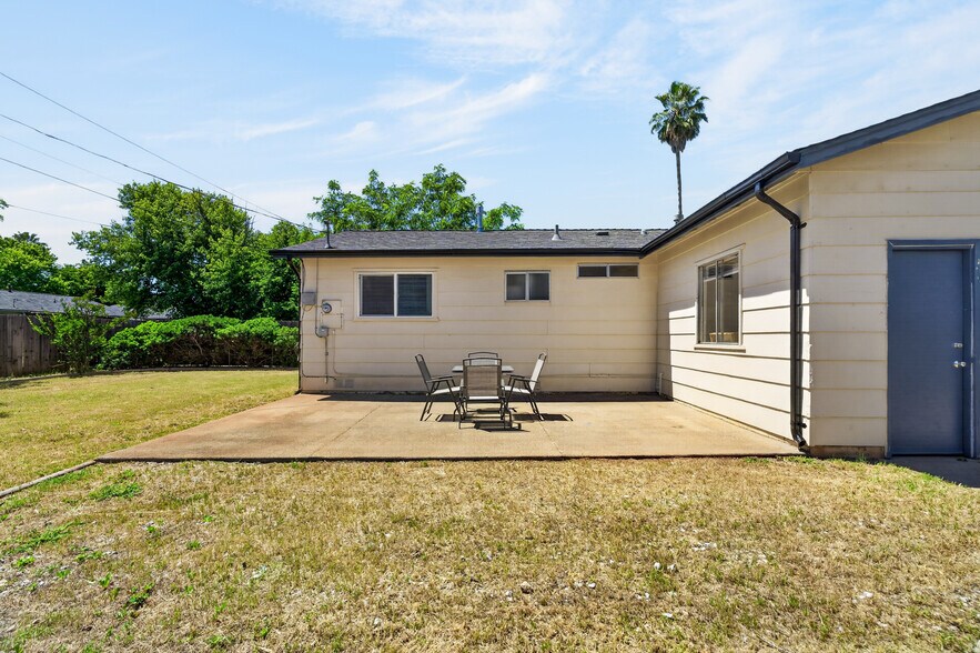 Building Photo - 2315 Galaxy Way