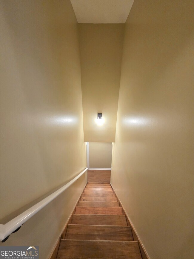 Building Photo - 186 S Red Oak Way