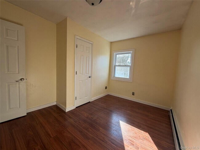 Building Photo - 14 Brookside Rd