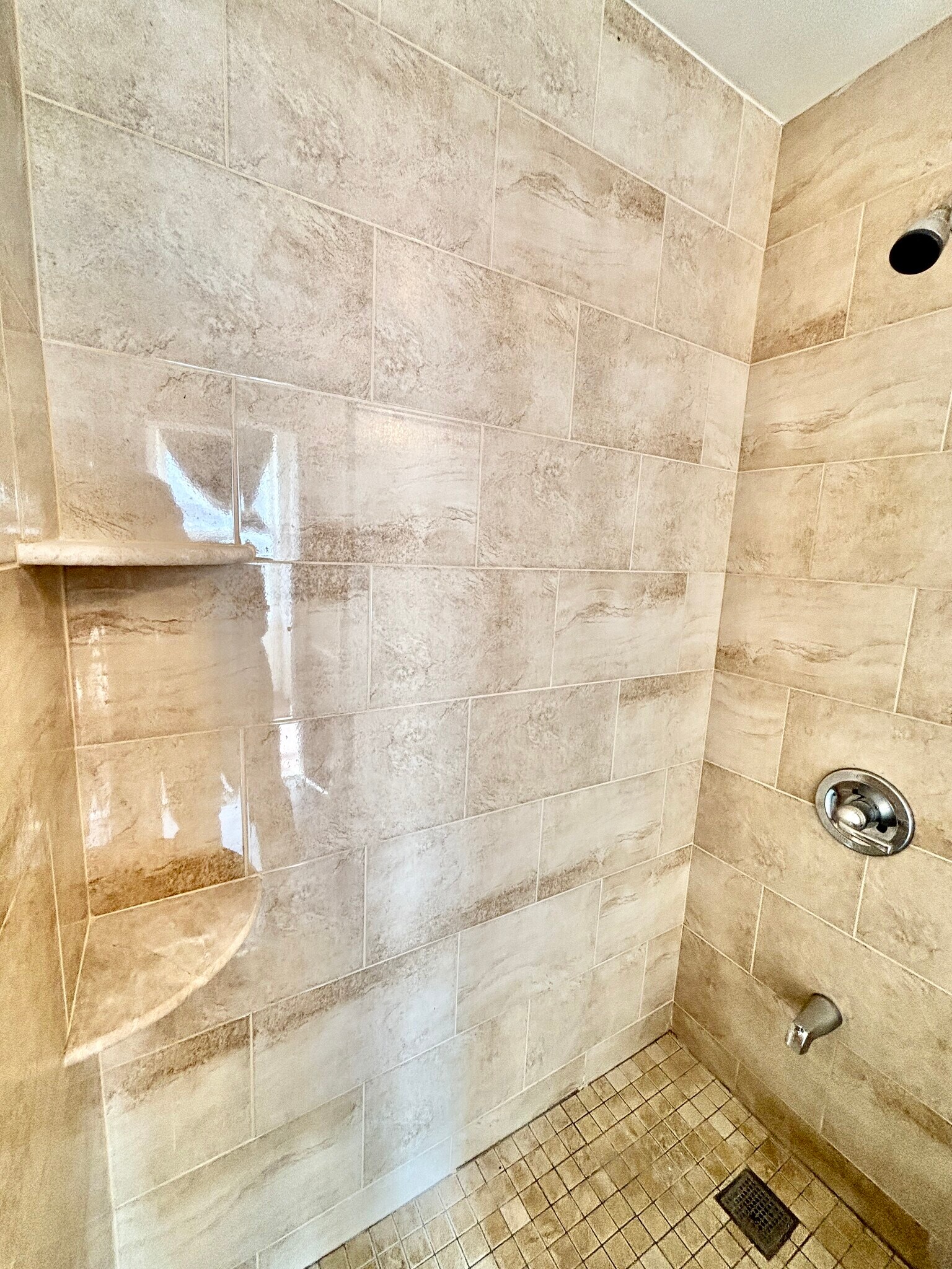 Building Photo - 1025 Mount Vernon St