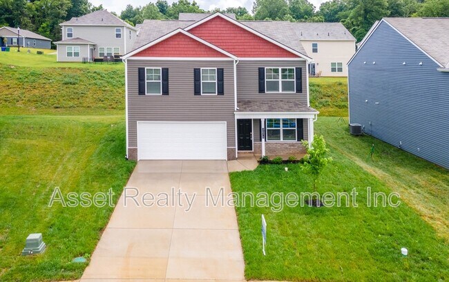 Building Photo - 2076 Southwood Cir