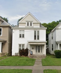 Building Photo - Walking distance to U of L and Bellarmine ...