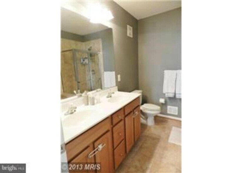 Master Bath 2 - 42519 Highgate Ter