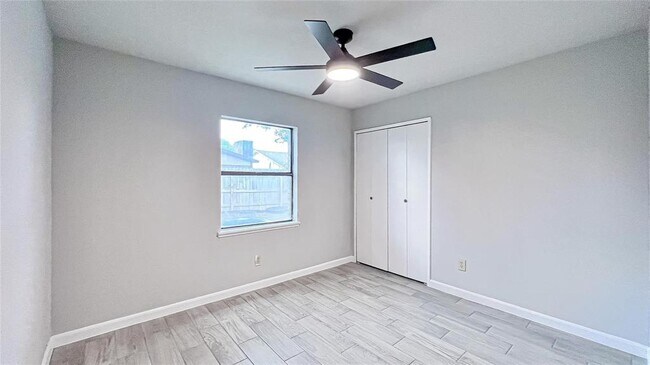 Building Photo - 16822 Macleish Dr