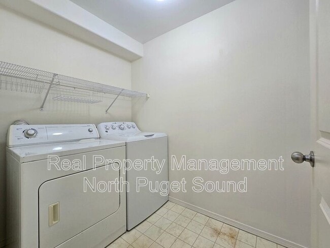 Building Photo - 18621 Blueberry Ln