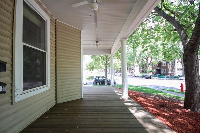 Building Photo - 3200 Aldrich Ave S