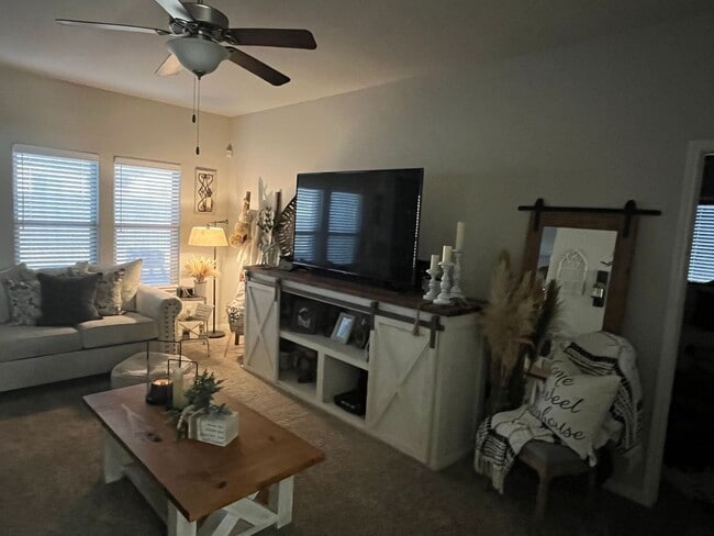 Building Photo - Stunning 3 bedroom in Belton ISD!