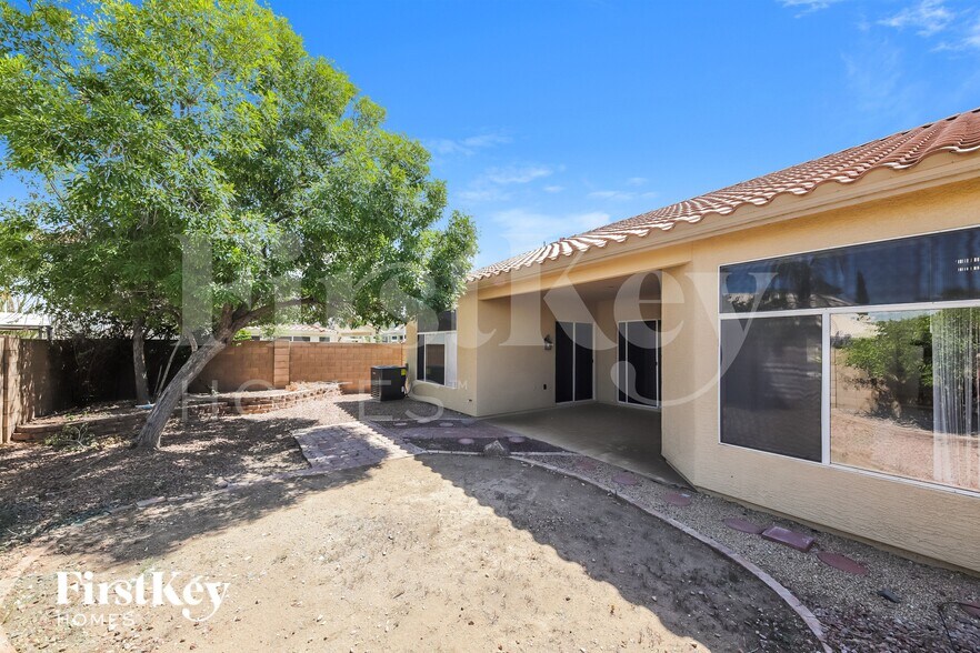 Building Photo - 11554 W Mule Deer Ct