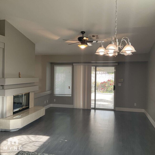 Building Photo - 9054 Claretta Dr