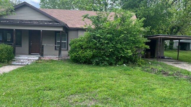 Building Photo - belcher