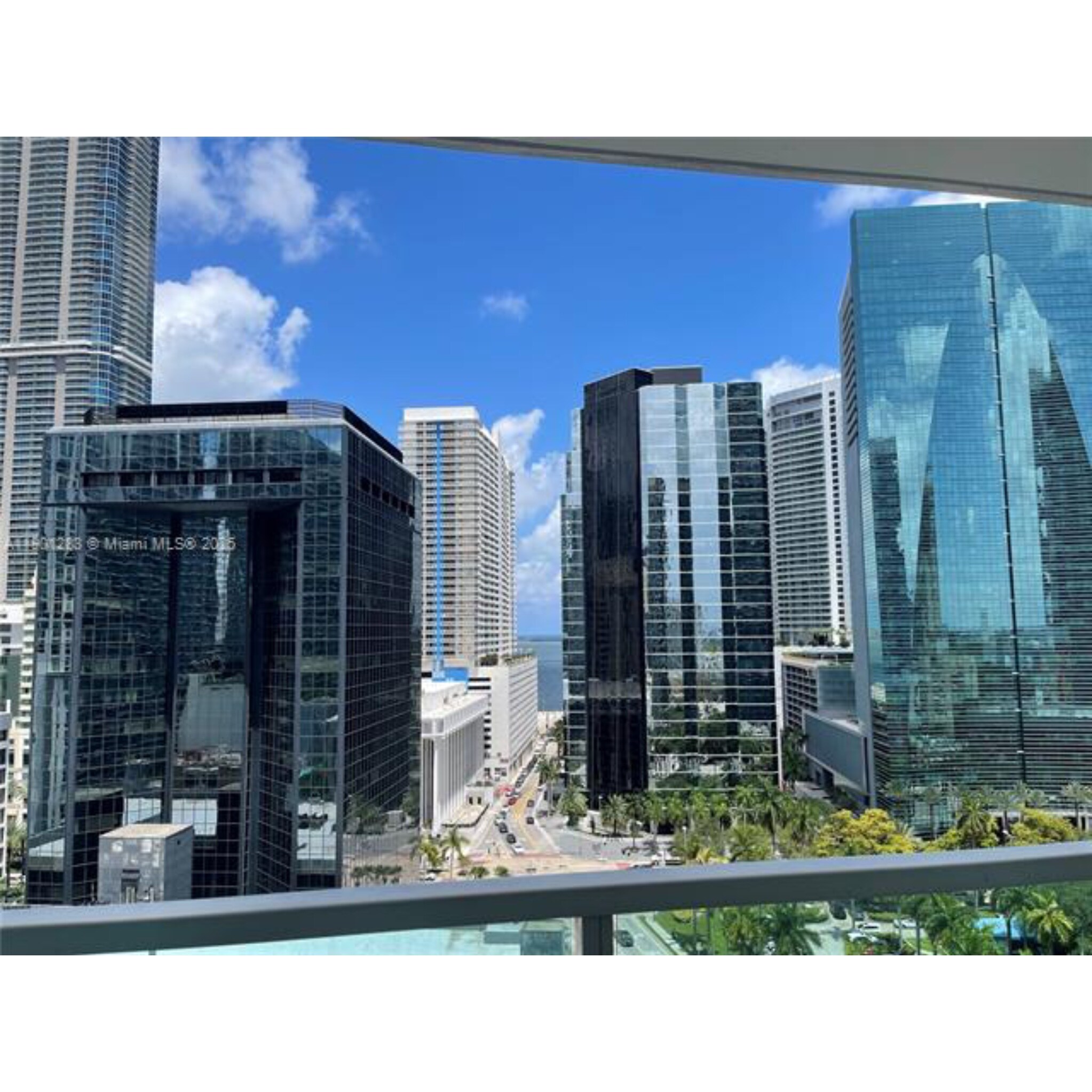 Building Photo - 1250 S Miami Ave