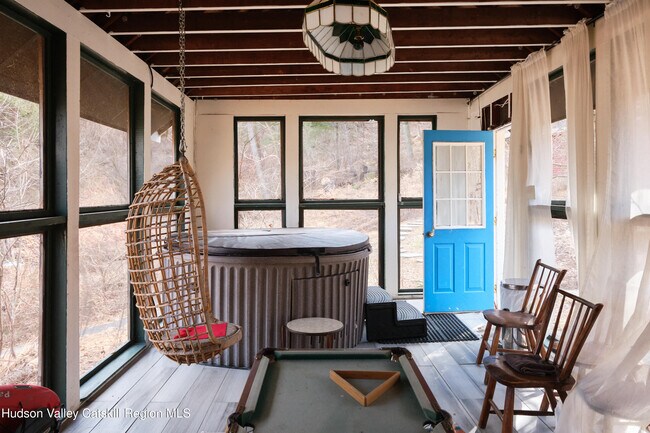 Building Photo - 2640 NY-32