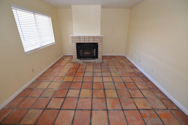 Building Photo - 5265 Child Ct