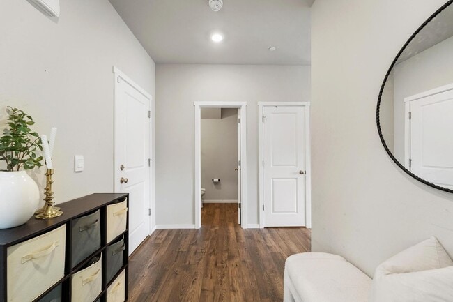 Building Photo - Beautiful Home in Puyallup