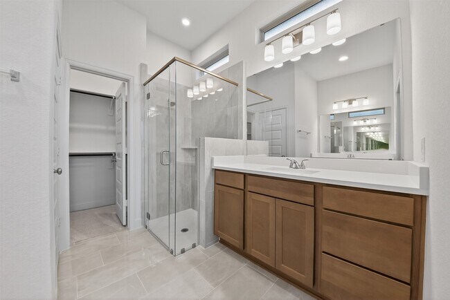 Building Photo - 27210 Butterfly Mint Ln