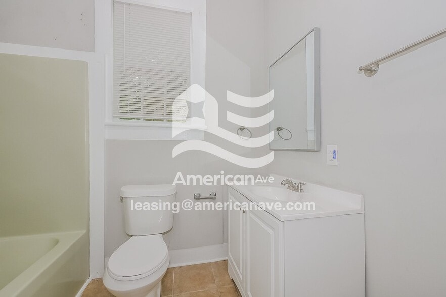 Building Photo - 12 Woodland Cir