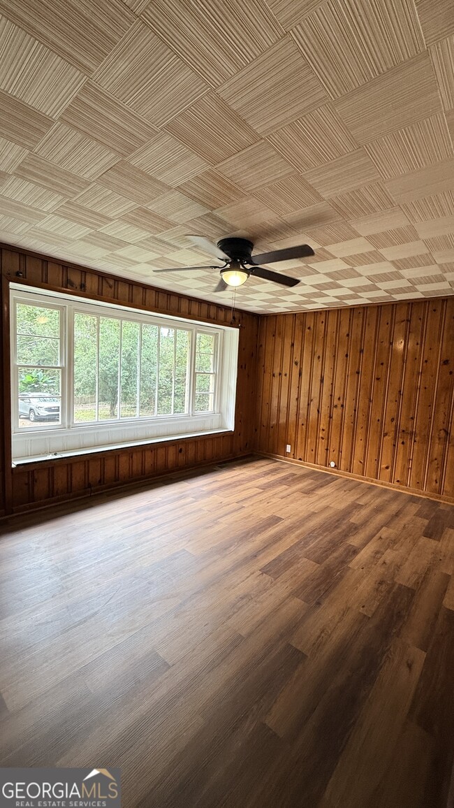Building Photo - 42 Bagwell Dr