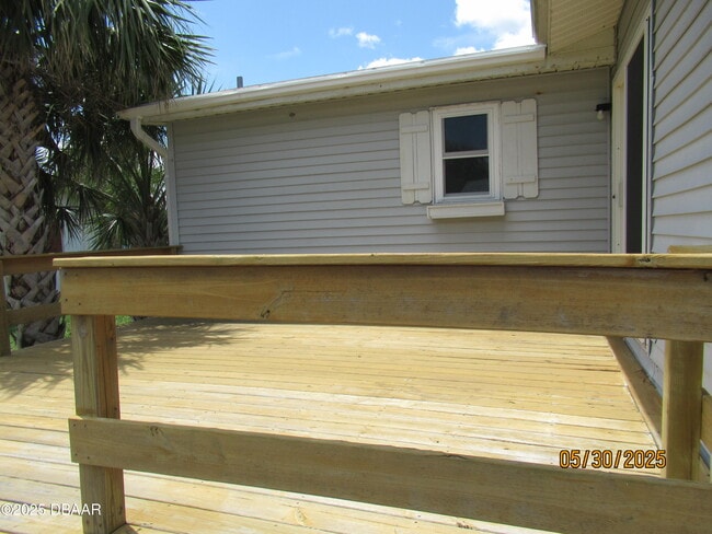 Building Photo - 473 Golf Blvd