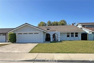 Building Photo - 9203 Daffodil Ave
