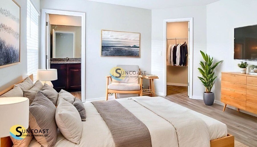 Building Photo - 17172 Belmont Ave