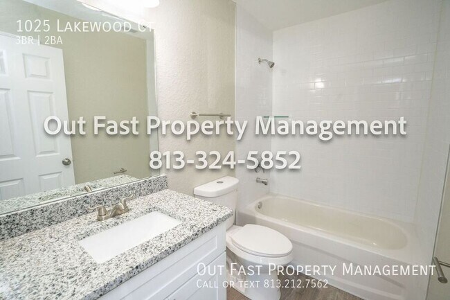 Building Photo - 1025 Lakewood Ct