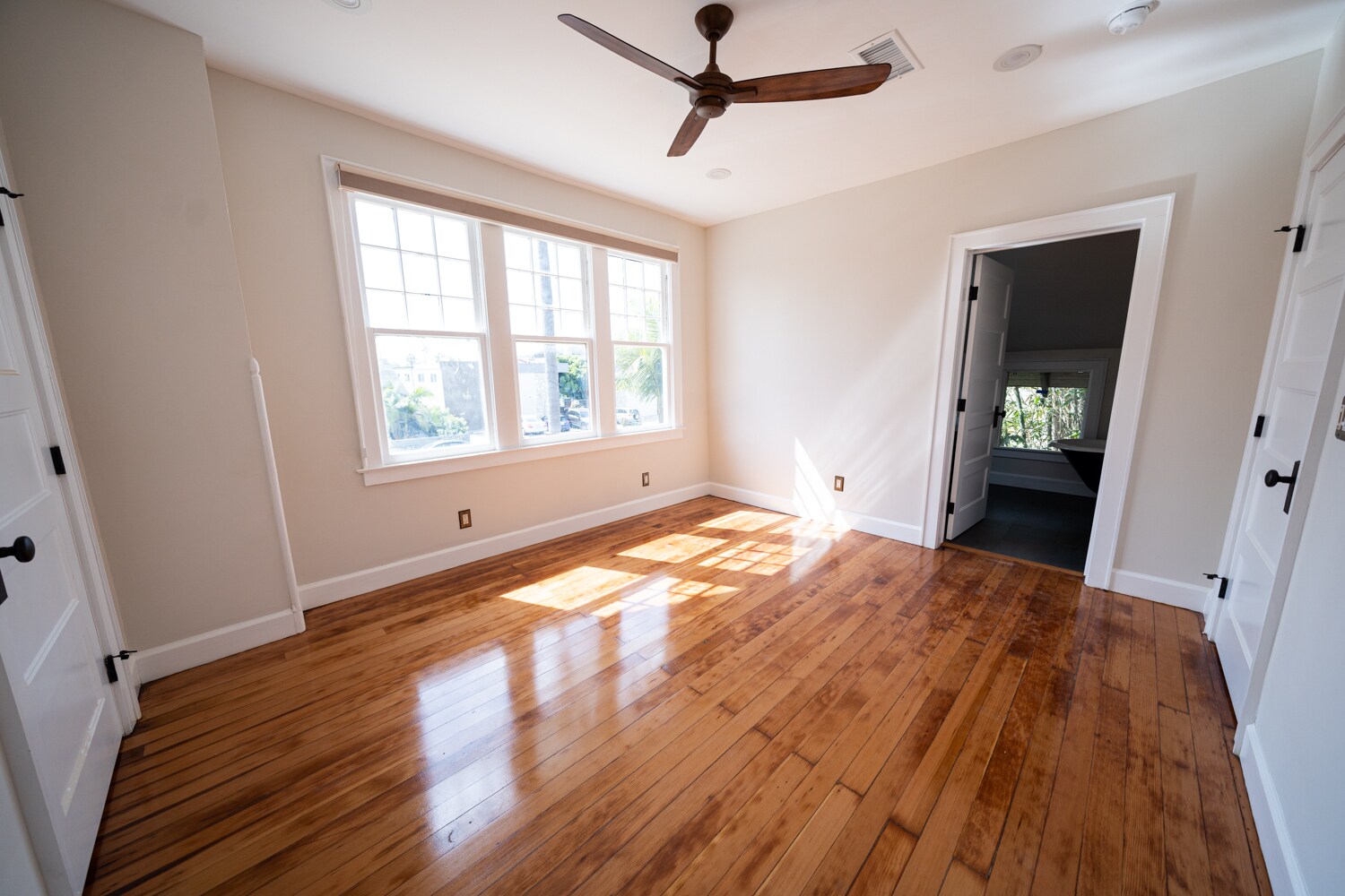 master bedroom - 1258 Essex St