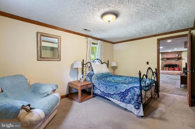 Building Photo - 127 Pilgrim Cove